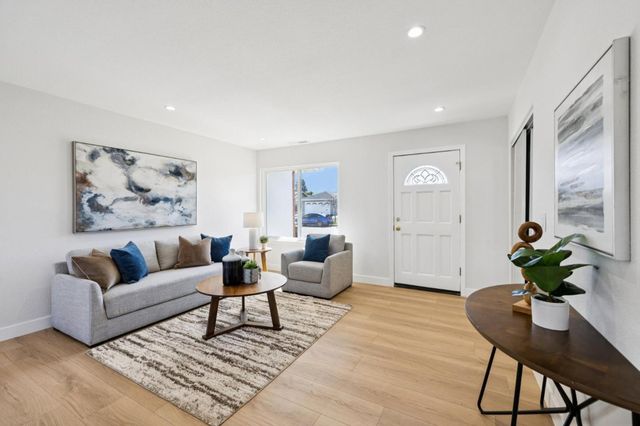 2877 Bellini Court, San Jose, CA 95132