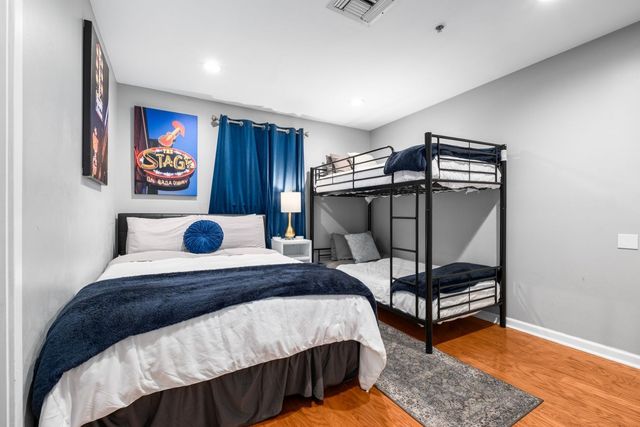 964 1st Ave, N, Nashville, TN 37201