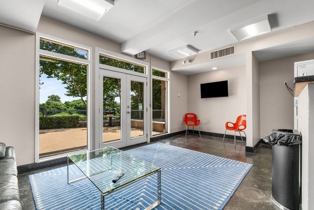 964 1st Ave, N, Nashville, TN 37201