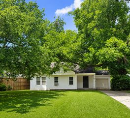 9307 Biscayne Boulevard, Dallas, TX 75218