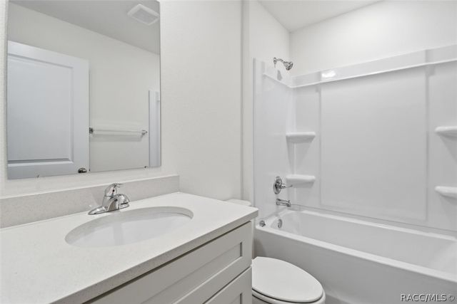 9822 N Angela Drive, Dunnellon, FL 34433