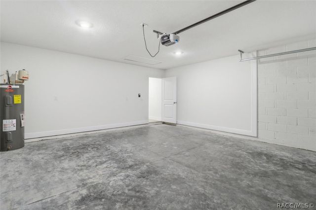 9822 N Angela Drive, Dunnellon, FL 34433