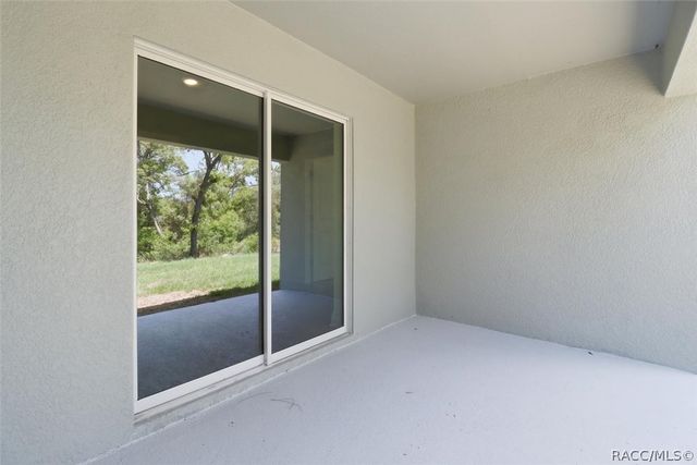 9822 N Angela Drive, Dunnellon, FL 34433