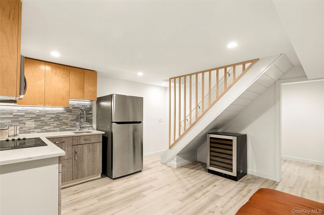 43 Homewood Drive, Hampton Bays, NY 11946