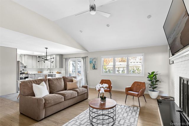 43 Homewood Drive, Hampton Bays, NY 11946