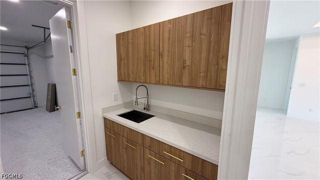 225 Chiquita BLVD N, Cape Coral, FL 33993