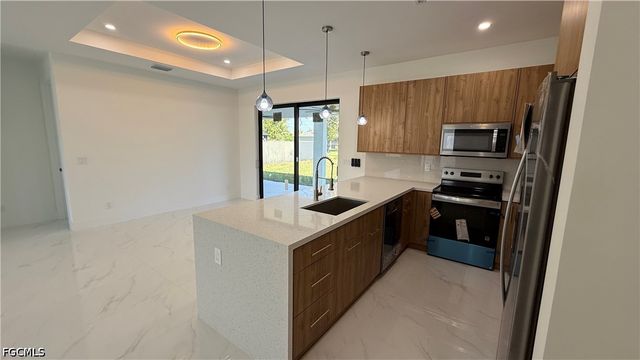 225 Chiquita BLVD N, Cape Coral, FL 33993