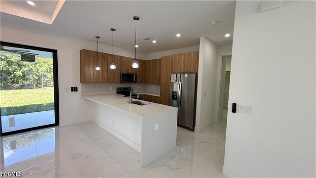 225 Chiquita BLVD N, Cape Coral, FL 33993