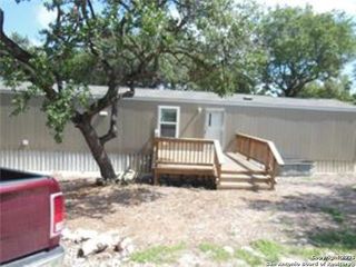 127 Quail Run, Canyon Lake, TX 78133