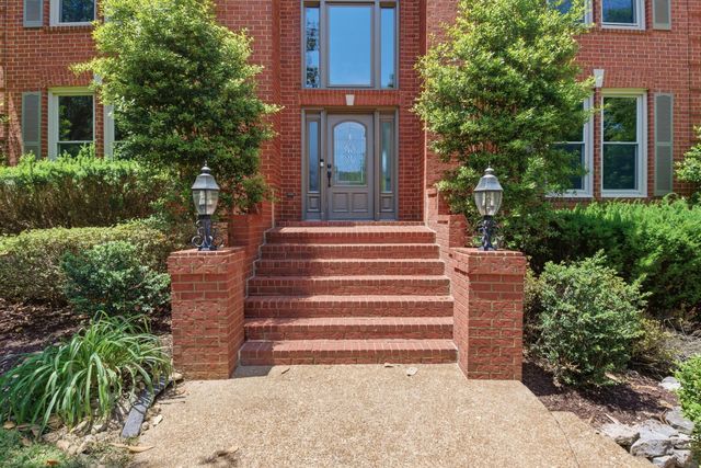 119 Sturbridge Dr, Franklin, TN 37064