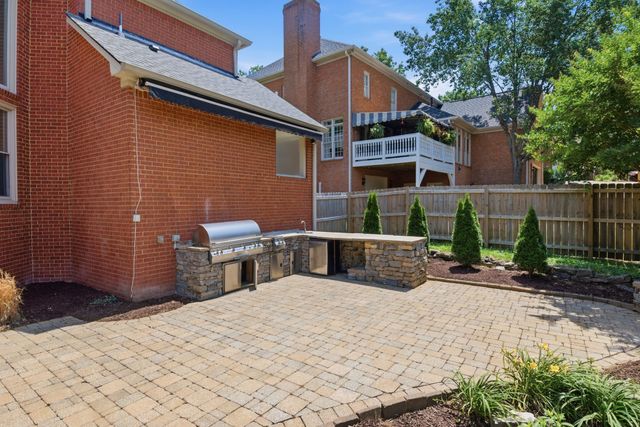 119 Sturbridge Dr, Franklin, TN 37064
