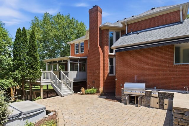 119 Sturbridge Dr, Franklin, TN 37064
