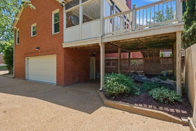 119 Sturbridge Dr, Franklin, TN 37064