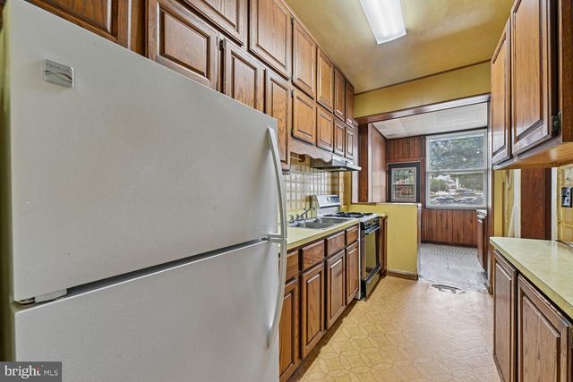 412 GALLATIN ST NW, Washington, DC 20011