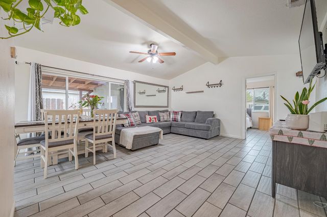 1595 E 26th St, Merced, CA 95340