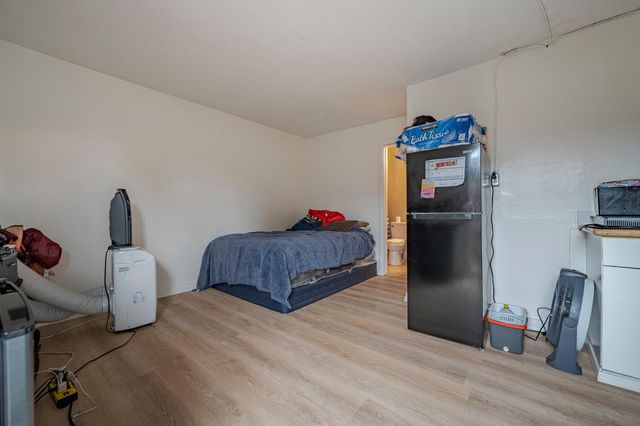 1595 E 26th St, Merced, CA 95340