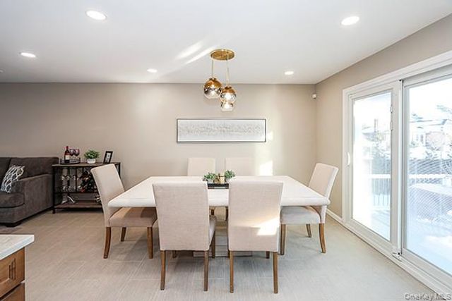 129 Stephen Street, Levittown, NY 11756