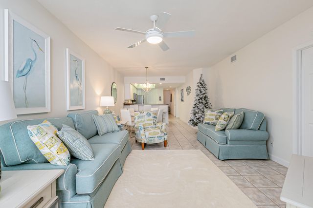 50 11th Avenue 302, Indialantic, FL 32903