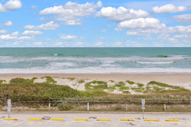 50 11th Avenue 302, Indialantic, FL 32903