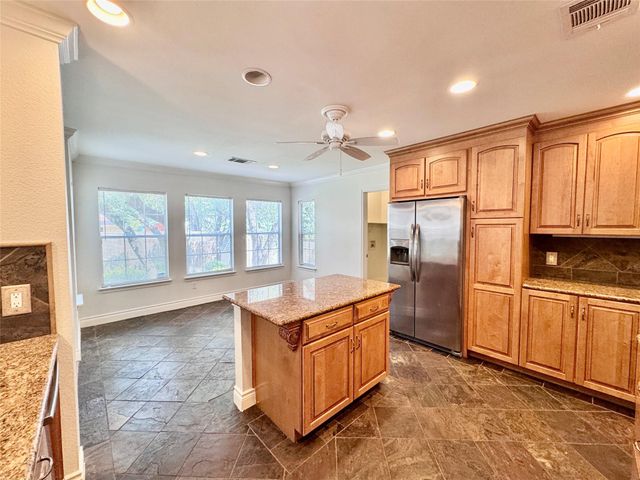 204 Big Sur DR, Cedar Park, TX 78613