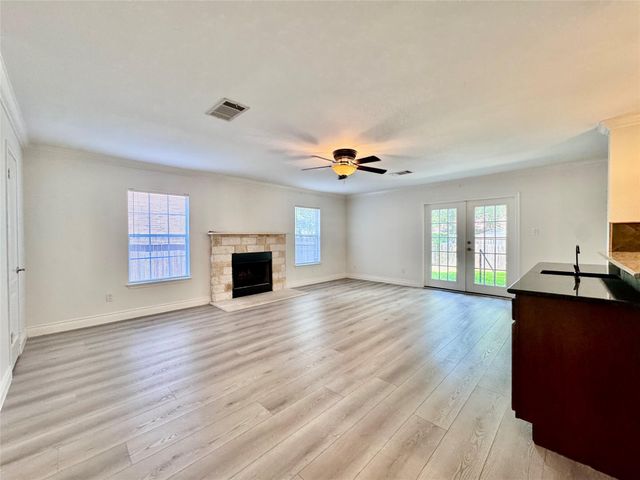 204 Big Sur DR, Cedar Park, TX 78613