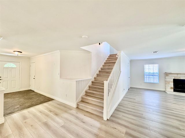 204 Big Sur DR, Cedar Park, TX 78613