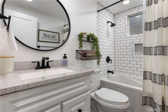 7092 Sonja Lu, Lucerne, CA 95458