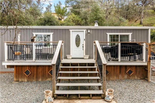 7092 Sonja Lu, Lucerne, CA 95458