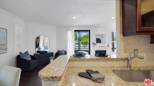 13920 Moorpark Street 106, Sherman Oaks, CA 91423