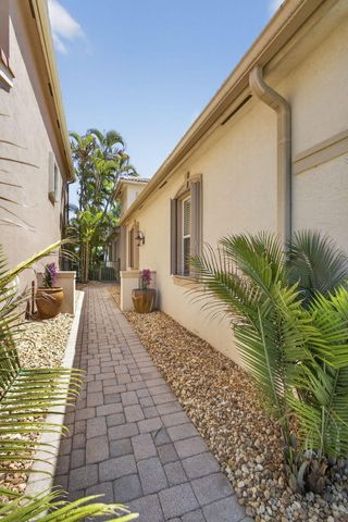 171 Isle Verde Way, Palm Beach Gardens, FL 33418