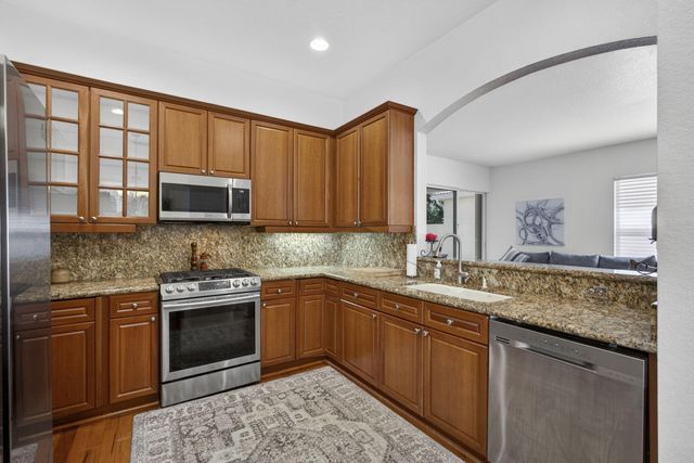 171 Isle Verde Way, Palm Beach Gardens, FL 33418