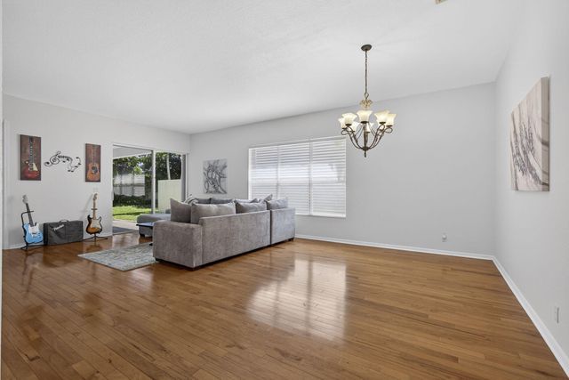 171 Isle Verde Way, Palm Beach Gardens, FL 33418