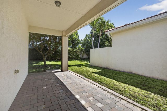 171 Isle Verde Way, Palm Beach Gardens, FL 33418