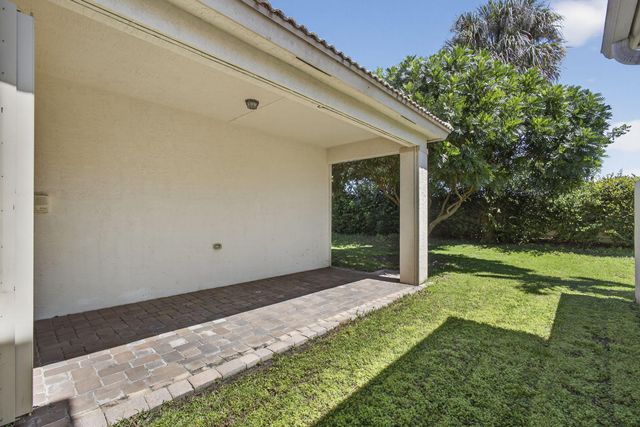 171 Isle Verde Way, Palm Beach Gardens, FL 33418