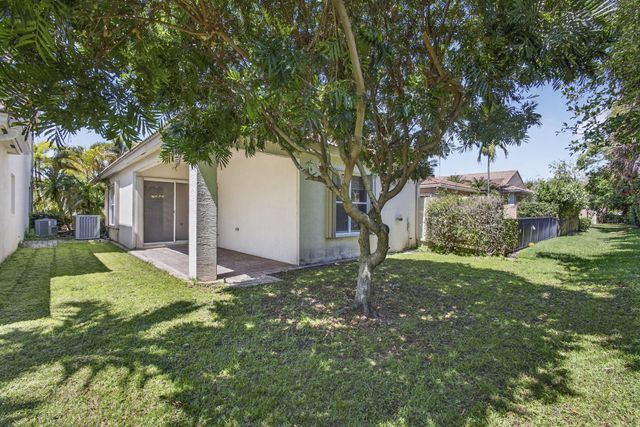 171 Isle Verde Way, Palm Beach Gardens, FL 33418