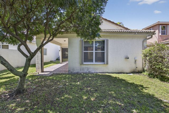 171 Isle Verde Way, Palm Beach Gardens, FL 33418