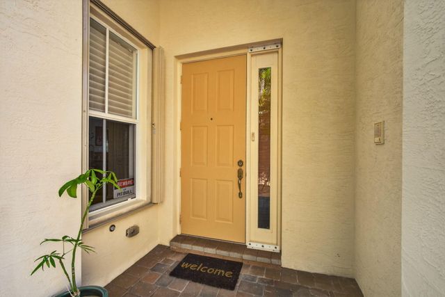 171 Isle Verde Way, Palm Beach Gardens, FL 33418