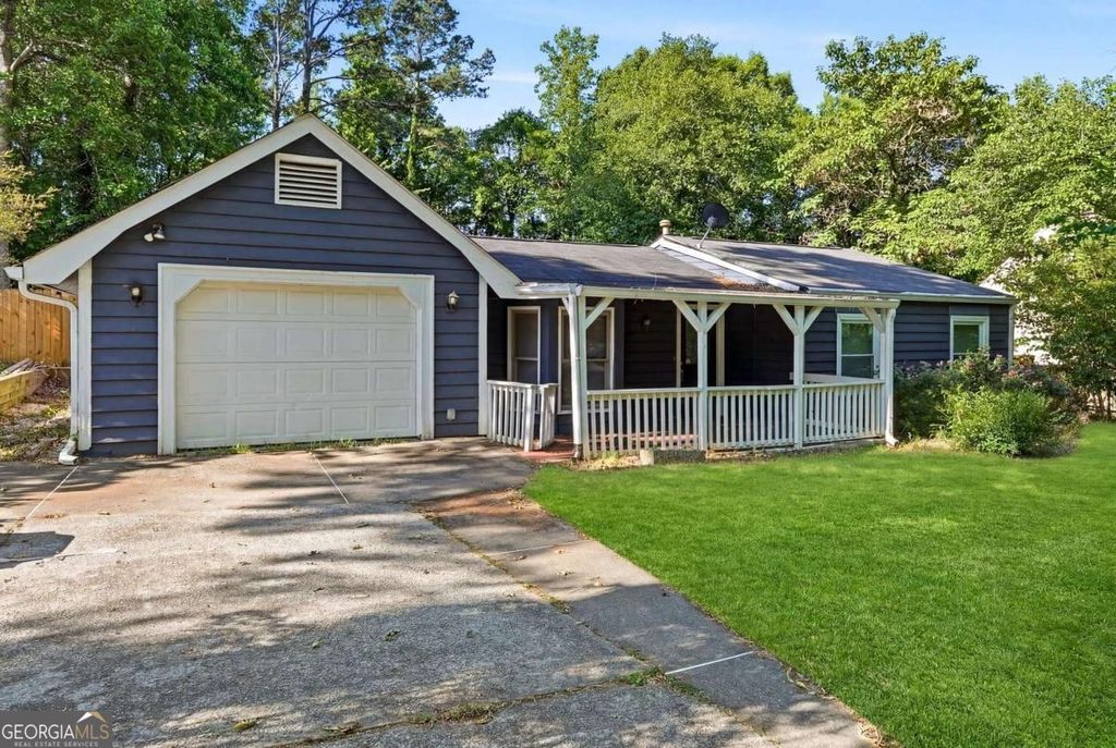 2611 Ramblewood Court, Acworth, GA 30102
