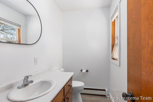 6353 120th Avenue, Holland, MI 49424