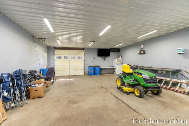 6353 120th Avenue, Holland, MI 49424
