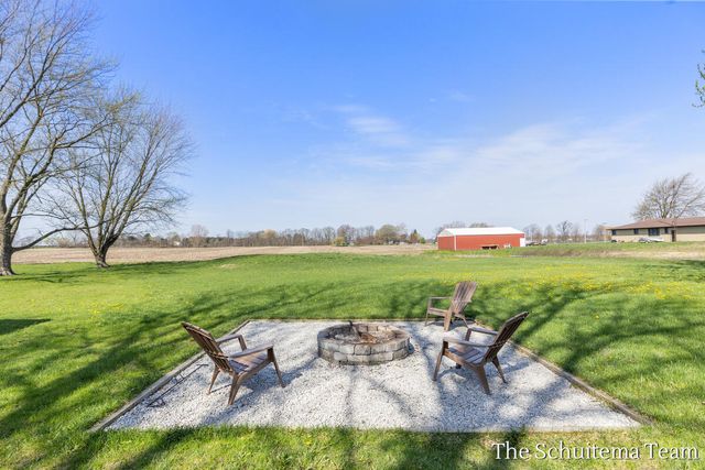 6353 120th Avenue, Holland, MI 49424