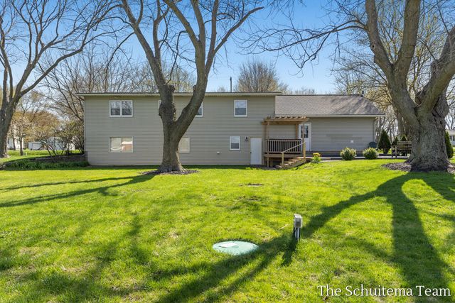 6353 120th Avenue, Holland, MI 49424