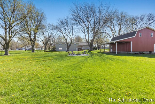6353 120th Avenue, Holland, MI 49424