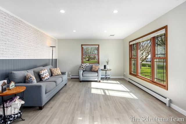 6353 120th Avenue, Holland, MI 49424