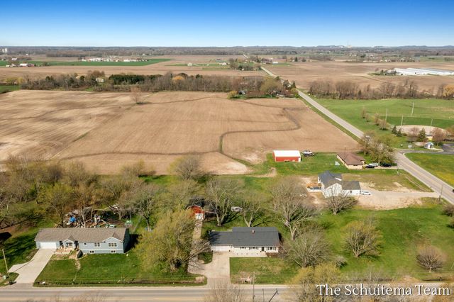 6353 120th Avenue, Holland, MI 49424