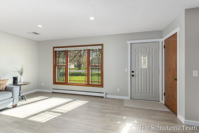 6353 120th Avenue, Holland, MI 49424