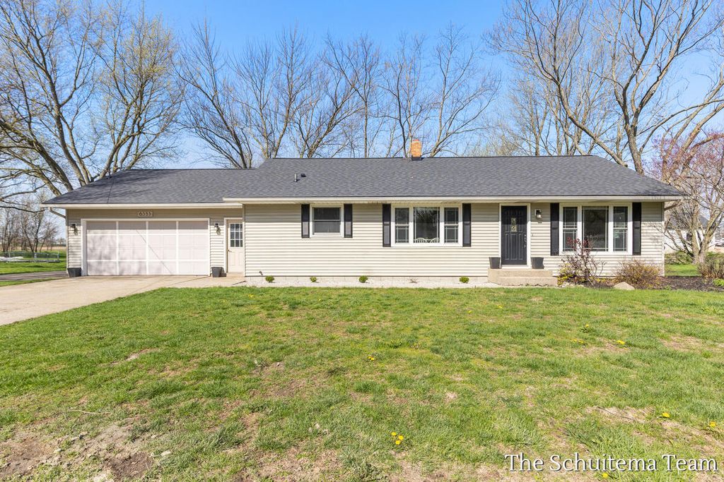 6353 120th Avenue, Holland, MI 49424
