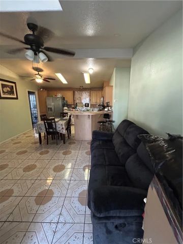 250 N Linden, Rialto, CA 92376