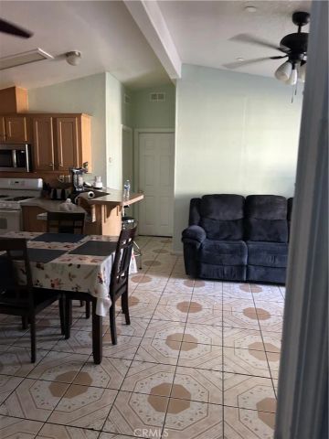 250 N Linden, Rialto, CA 92376