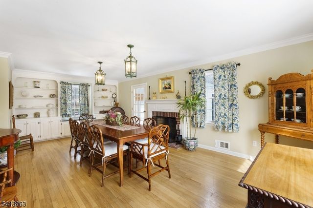 42 Washington Valley Rd, Mendham Twp., NJ 07960